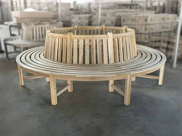 Round Tree Teak Bench (c-grade)